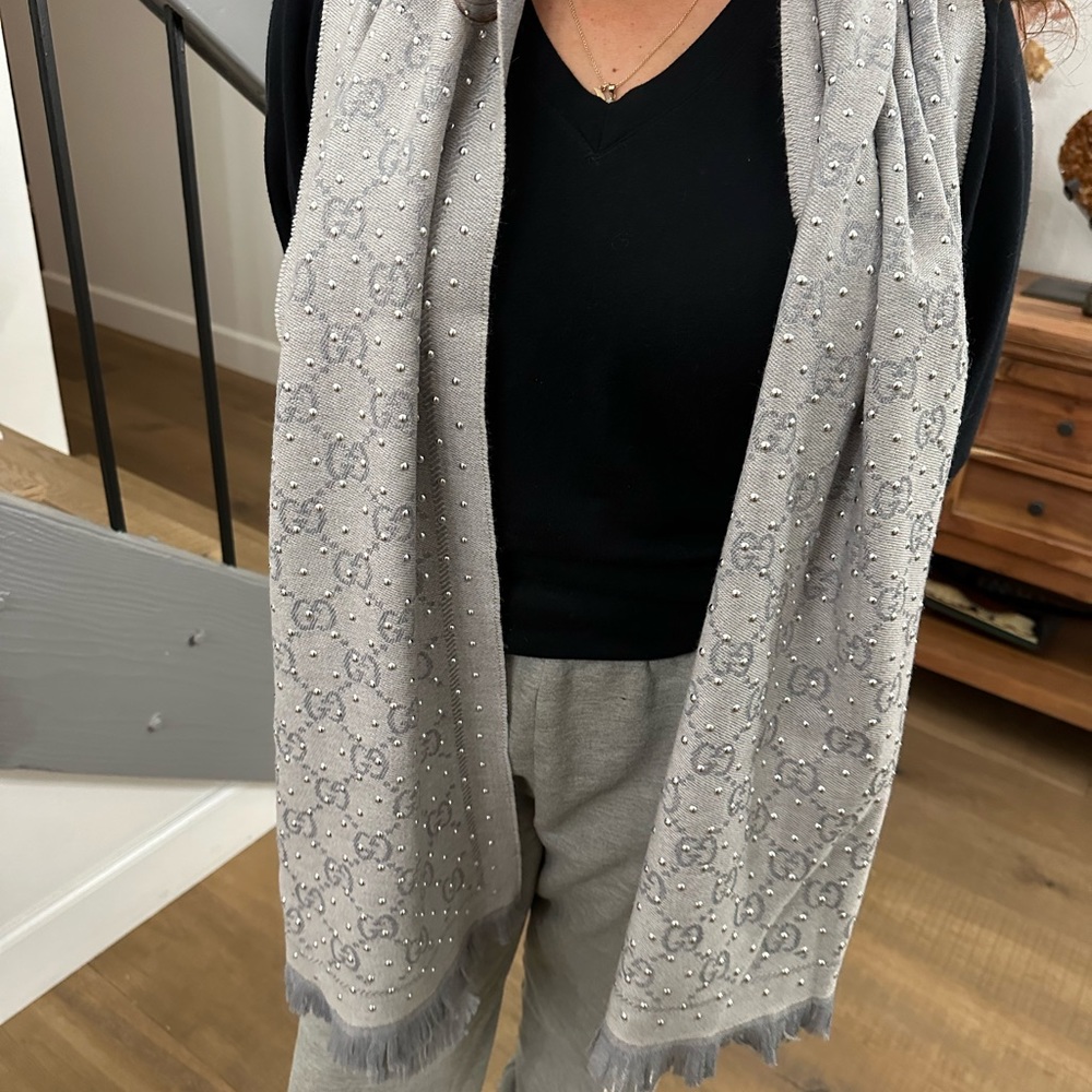Gucci scarf